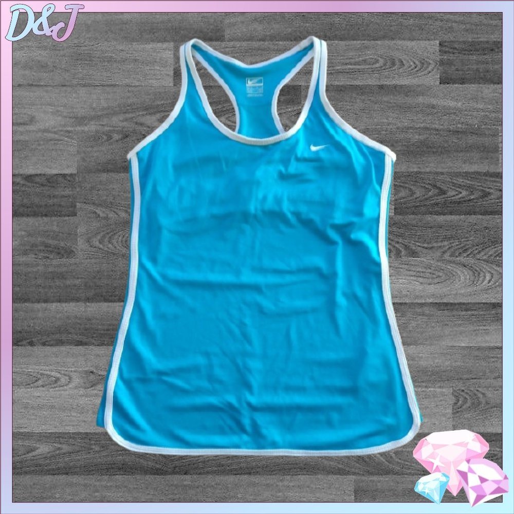 ๐โจ Turquoise Nike Tank - Picture 1 of 5
